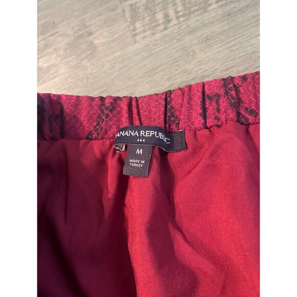 Banana Republic Pleated Snake Print Skirt M Red & Black Polyester Blend Womens - Picture 4 of 7